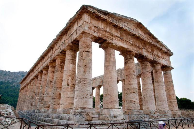 شقة La Domus Di Segesta "Smart Solution" كالاتافيمي المظهر الخارجي الصورة